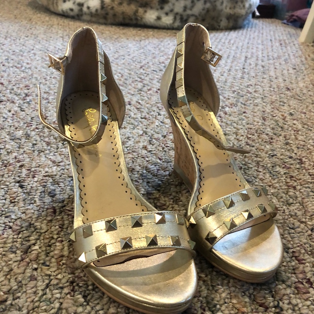 Lilly Pulitzer gold studded wedge